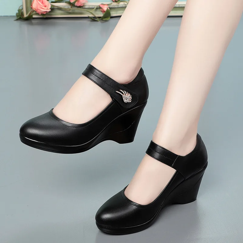 

PU Leather Wedges Shoes Women 2022 Autumn Platform Pumps Woman Heel Mother Shoes Casual Black Work Shoes