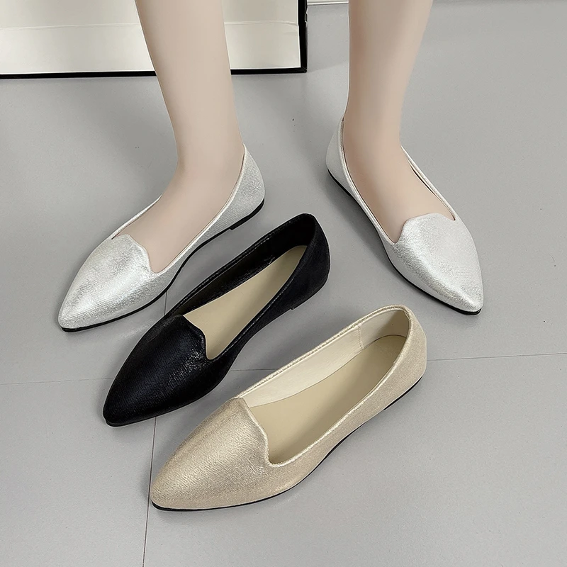 

Женские туфли с острым носком, на плоской подошве