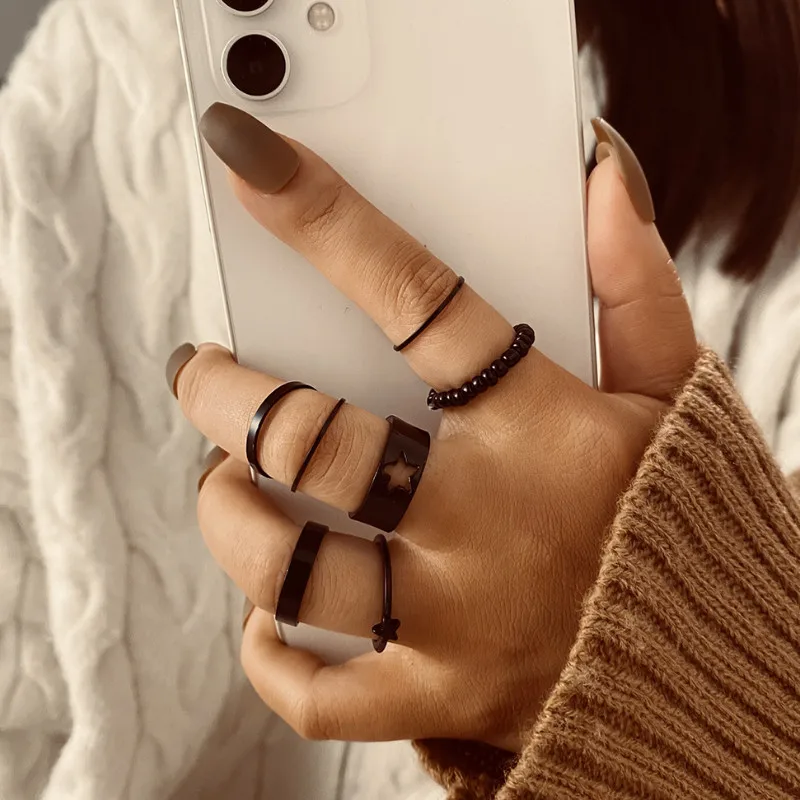 

Classic Women Jewelry Black Pentagram Knuckle Rings Set for Girls Trendy Gift