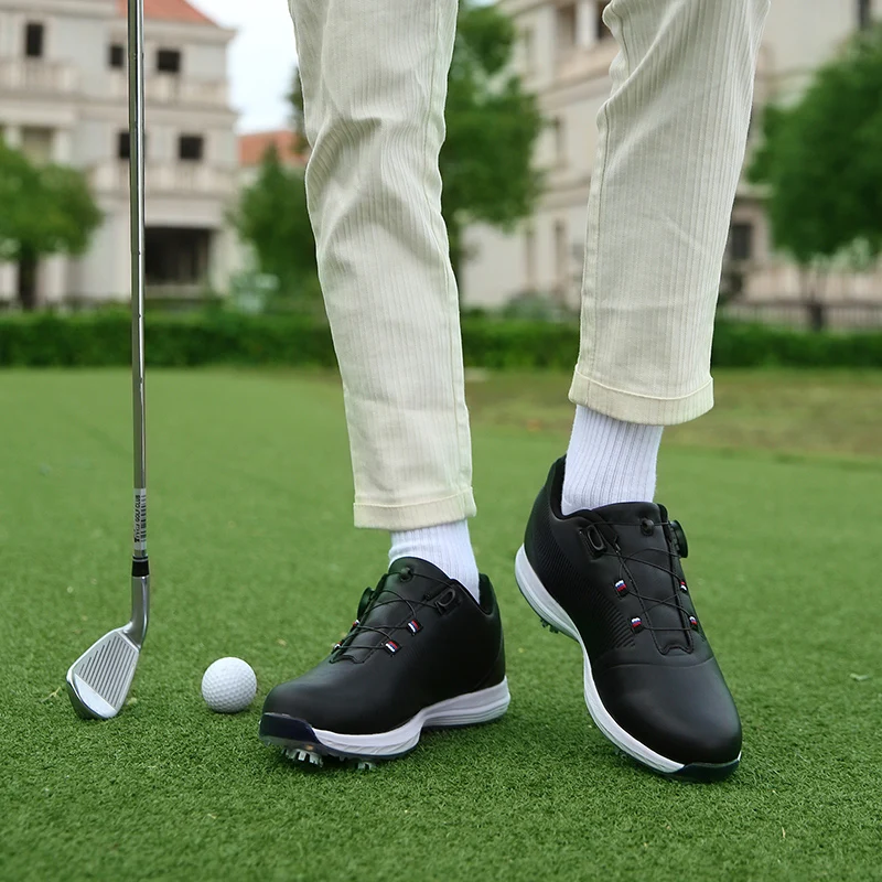 Professional Mens Golf Shoes Non-Slip Lightweight Grass Sneakers Outdoor Black White Golf Men's Shoes Waterproof Golf Shoes 2022