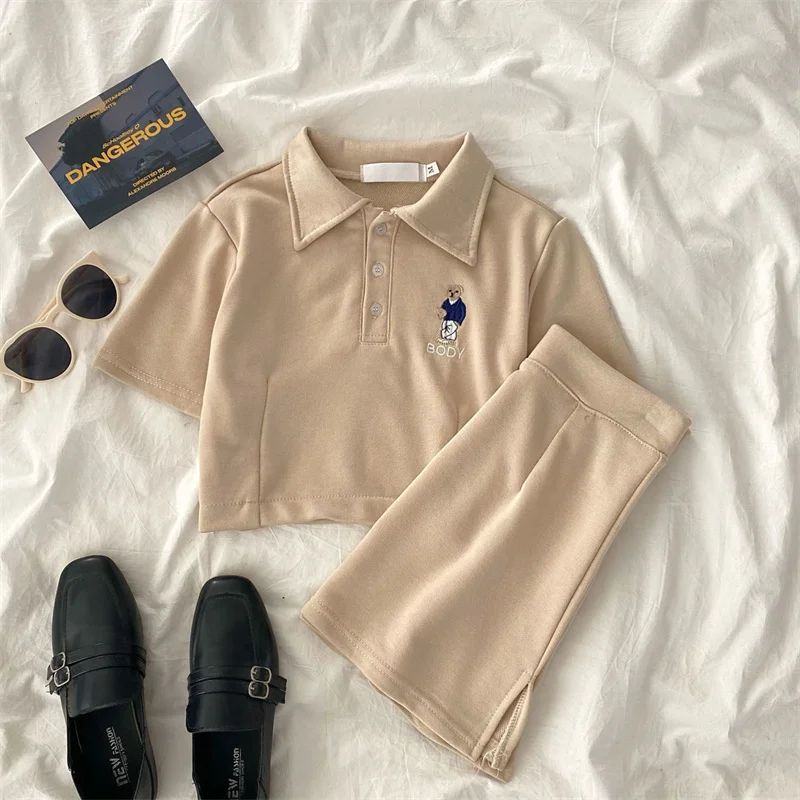 Рисунок 2 - Спортивный костюм для девочек