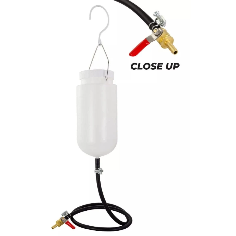 Дополнительный бензиновый контейнер на 1 л легко устанавливается с цепным