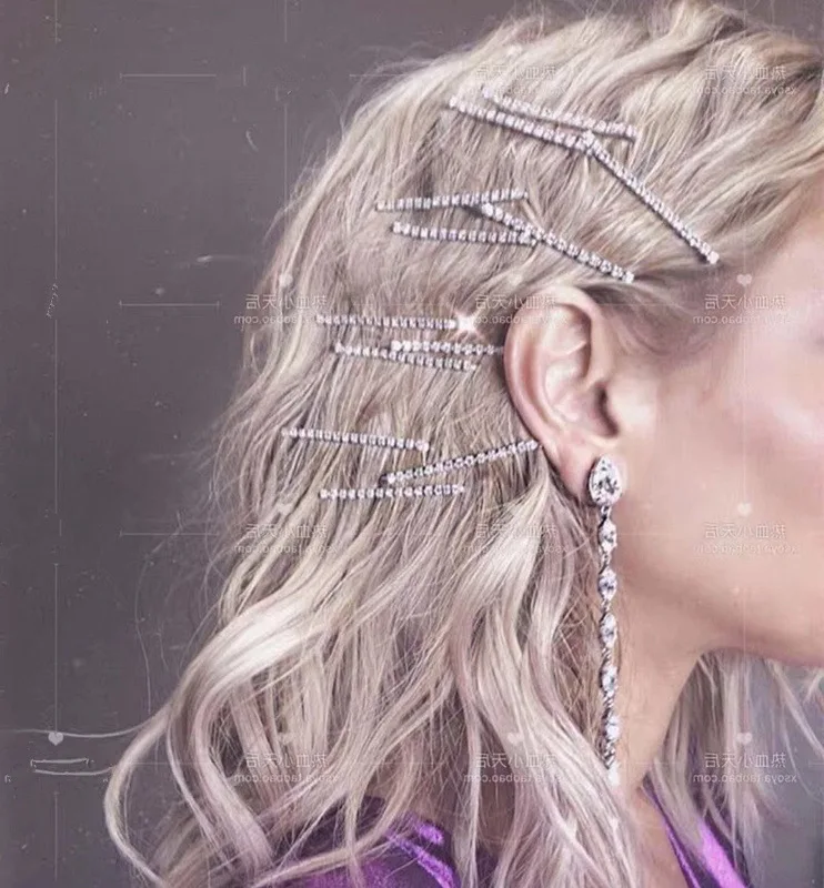 Модные заколки для волос в виде букв и надписей