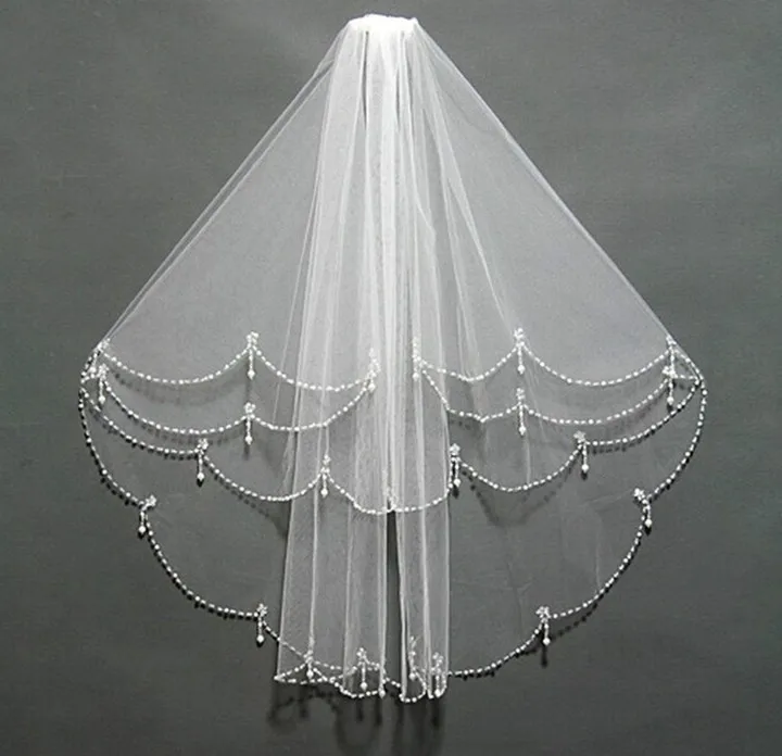 

Luxurious Marriage Bridal Veil Pearls Beaded Plain Tulle Two-Layer Wedding Bride Veil with Comb