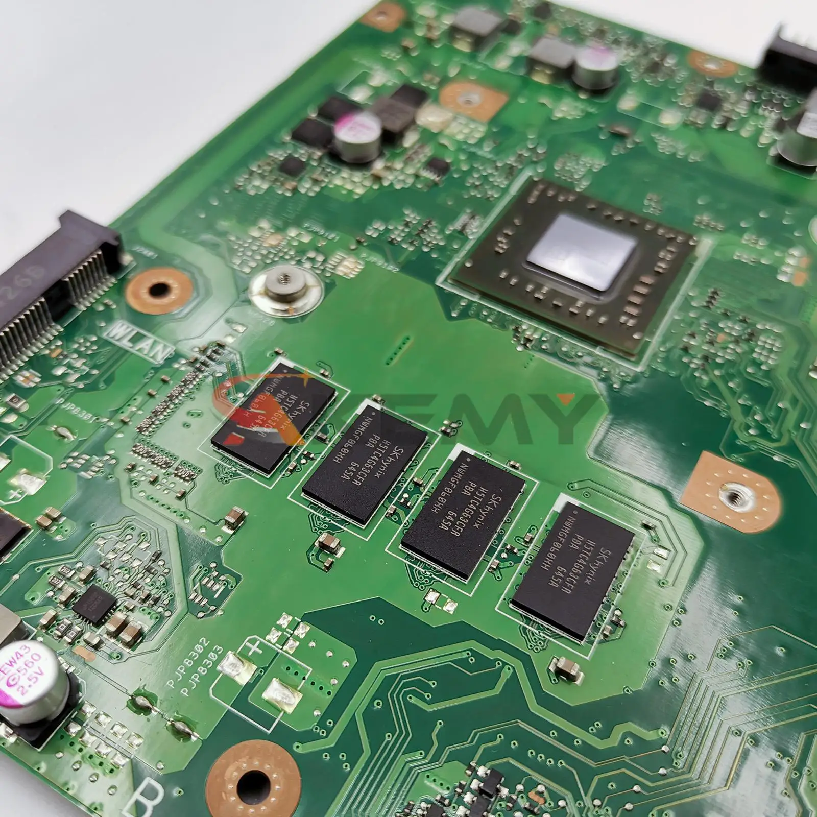 Рисунок 3 - Материнская плата для ноутбука