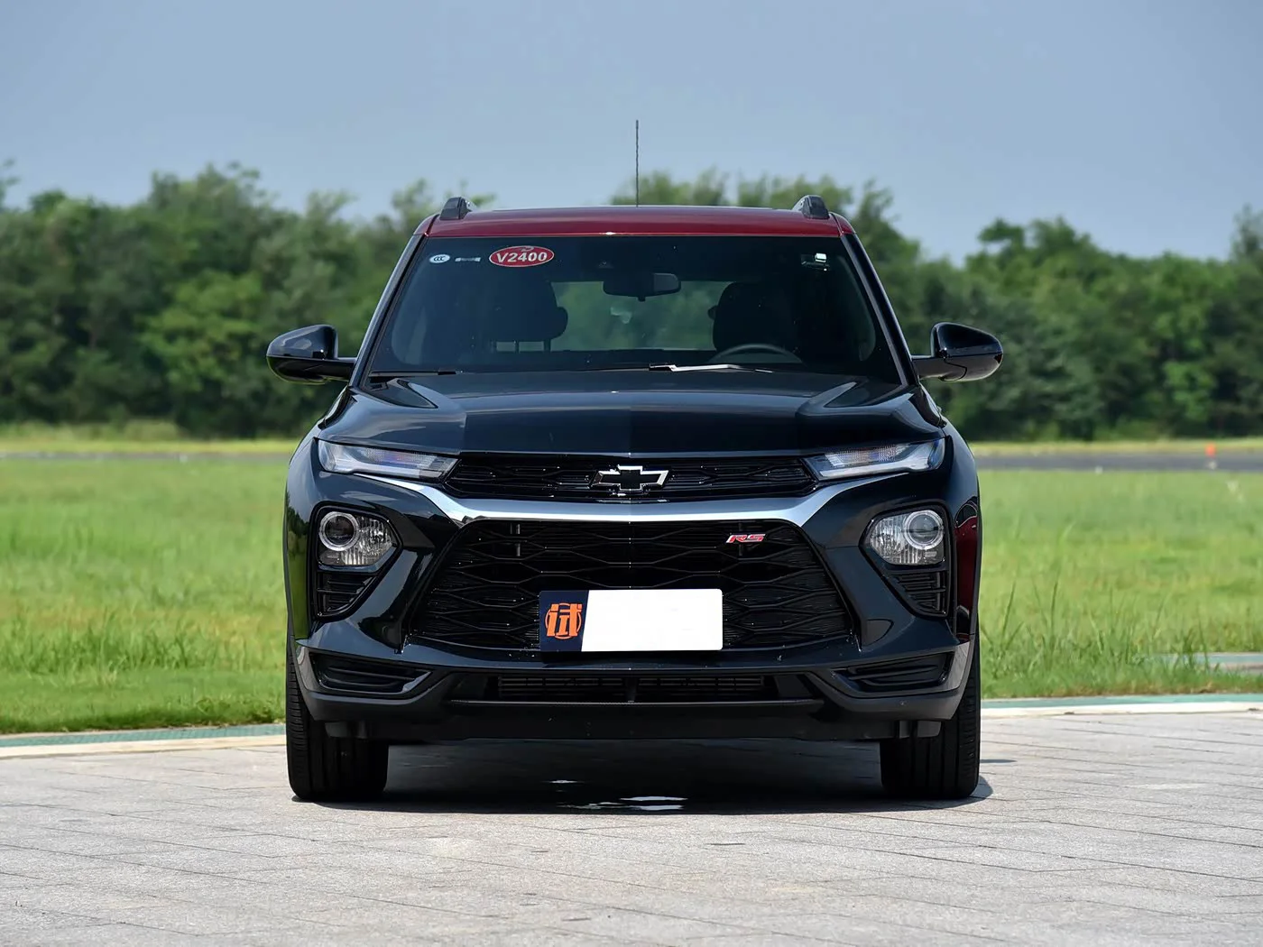 Фото Электрический привод багажника для Chevrolet Trailblazer 2019+ с автоматическим индукционным подъемом задней двери, модернизация до автоматического привода багажника. №1