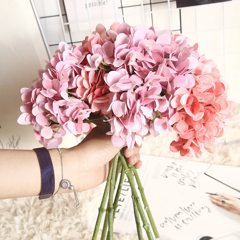 

Pink Silk Hydrangeas Artificial Flowers Wedding Flowers for Bride Hand Silk Blooming Peony Fake Flowers White Home Decoration