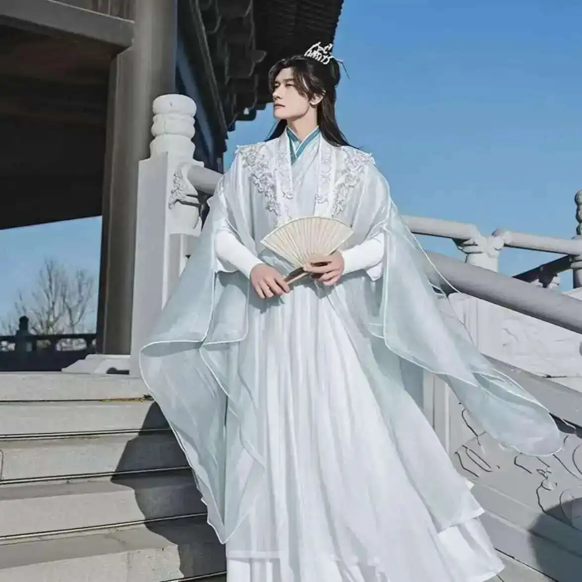 Фото Большой размер 3XL Hanfu, мужской белый костюм с китайской вышивкой, древний комплект Hanfu, костюм для косплея на Хэллоуин, светло-синий Hanfu №1