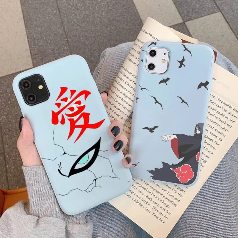 

BANDAI Anime Naruto Uchiha Itachi Phone Case for iPhone 11 12 13 Mini Pro Xs Max 8 7 6 6S Plus X XR Solid Candy Color Case