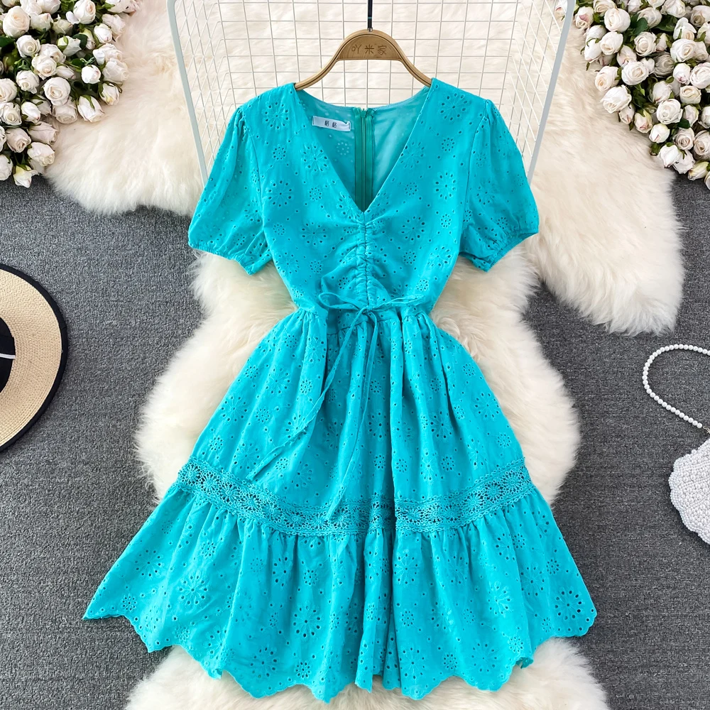 

Женское облегающее мини-платье с коротким рукавом, кружевное ажурное винтажное платье составного кроя с вышивкой и V-образным вырезом, Нови...