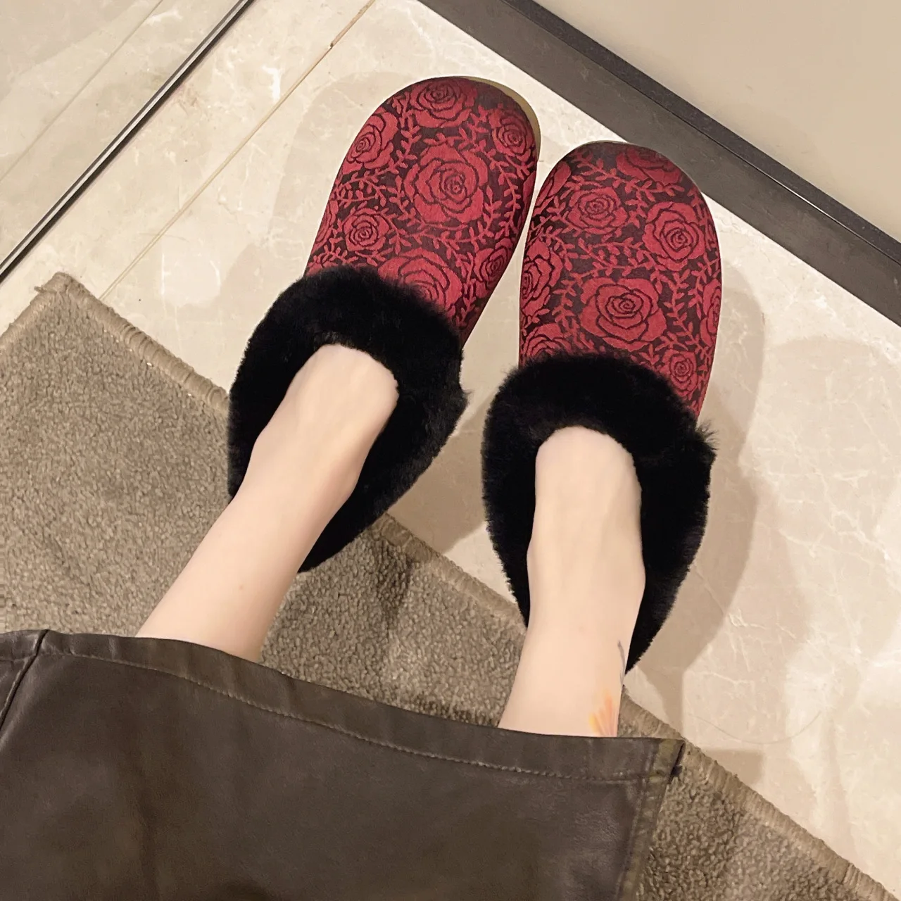 Туфли на плоской подошве с низким содержанием флока женские зимние тапочки