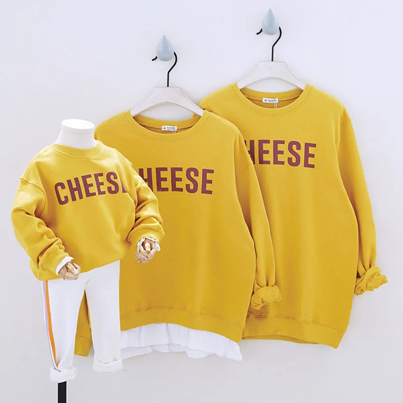 

Family Matching Outfits Father Mother Kids Boy Girl Clothes Korean Long Sleeves Hoodie Print Tops (The price is for 1 top)