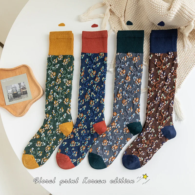 

New Men's and Women's Socks High Quality Cotton Retro Totem Floral Jacquard Socks Slim Lolita Comfortable Socks Hot Sale