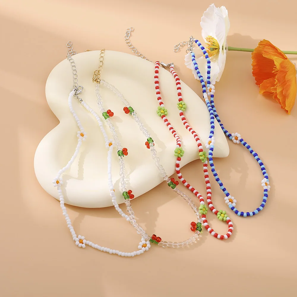 

New Colorful Charm Flower Creative Beadeds Necklace For Women Fashion Bohemia Rice Beads Choker Clavicle Beach Jewelry