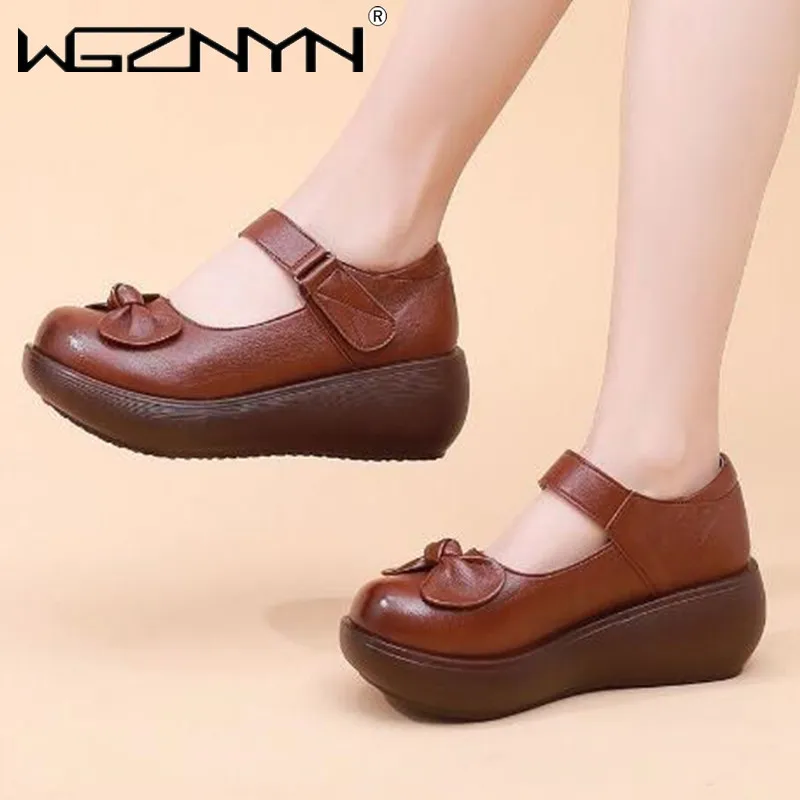 Round toe wedge pumps Clearance