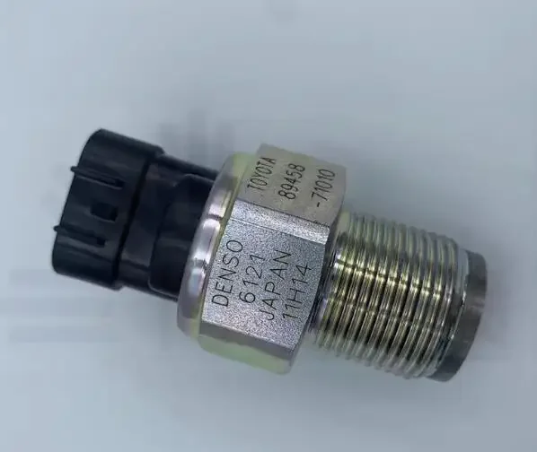 89458-71010 Датчик давления топлива Common Rail для Toyota Hilux 2AD-FTV Hiace D4D 3.0L Avensis Combi 2.2L 499000 -6121