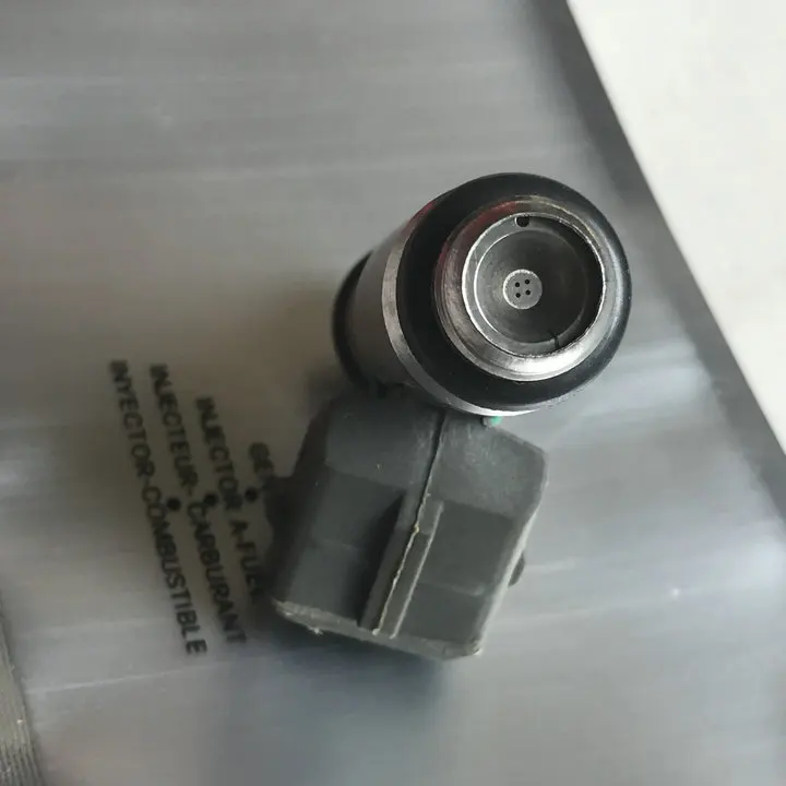 8200028797 IWP042 применимо к электрическому инжектору renaur LAGUNA