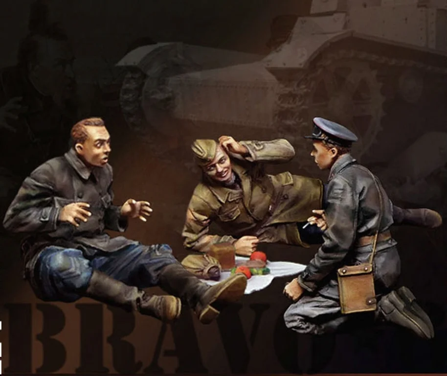 

1:35 Ratio Die-cast Resin Soviet 3 People Need To Assemble And Color