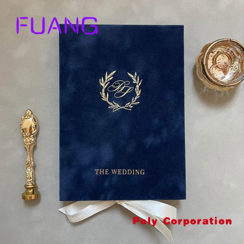 

Clear Acrylic Invitation Cards Cardboard Box Black Velvet Box with Custom Logo