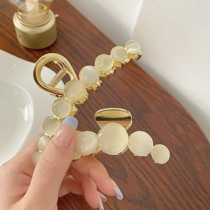 

Корейский блоггер темперамент высокая-конец Имитация Опал шпилька для волос захватывающая текстура акриловый большой захват зажим Новый