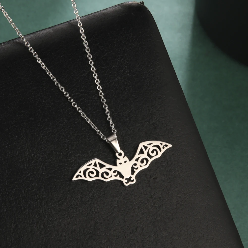 

Women's Necklace Openwork Pattern Animal Pendant Necklace Stainless Steel Jewelry for Birthday Gift