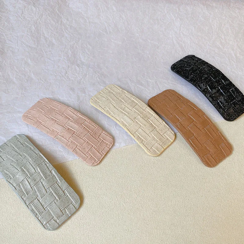 

Simple Clip Hair Accessories for Women Net Red PU Plaid Fashion Rectangle Bangs Clips Girls Accessory New Headwear Apparel