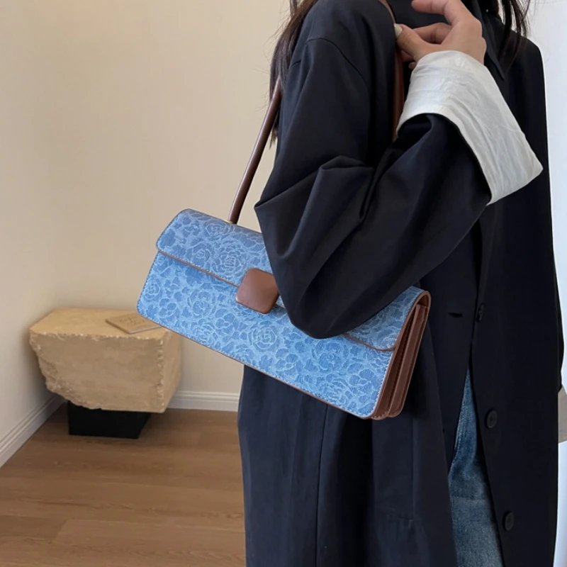 

SHISHI Women's Shoulder Bag Denim Floral Leather Luxury Designer Handbag High Quality 2023 New French Purses for Ladies Commuter