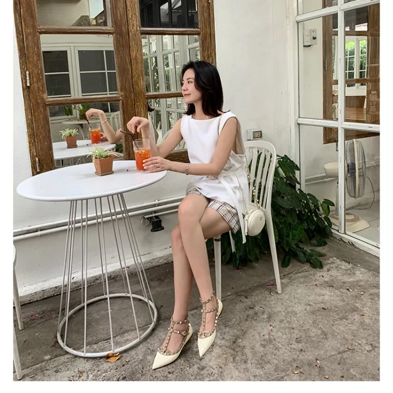 2023 Summer Women Genuine Leather Luxury Single Shoe Ankle Strap Designer Fashion Metal Rivet Pointed Flat Bottom Women's Shoes