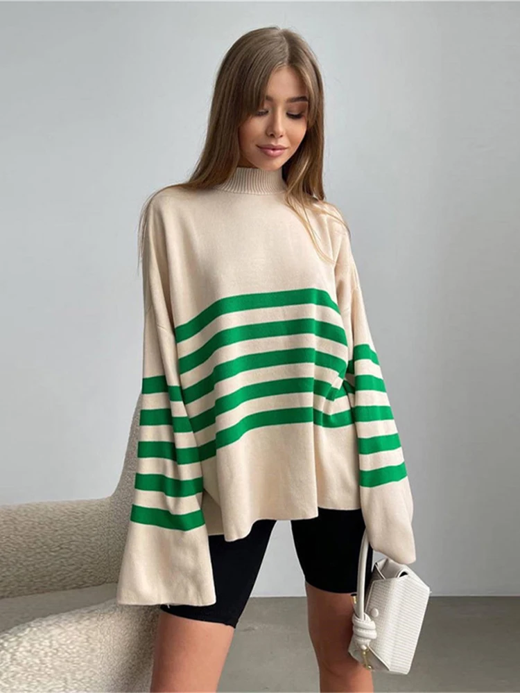 

Женский трикотажный пуловер в полоску, с разрезом и расклешенными рукавами, мягкий джемпер с высоким воротником, зимние теплые свободные хл...