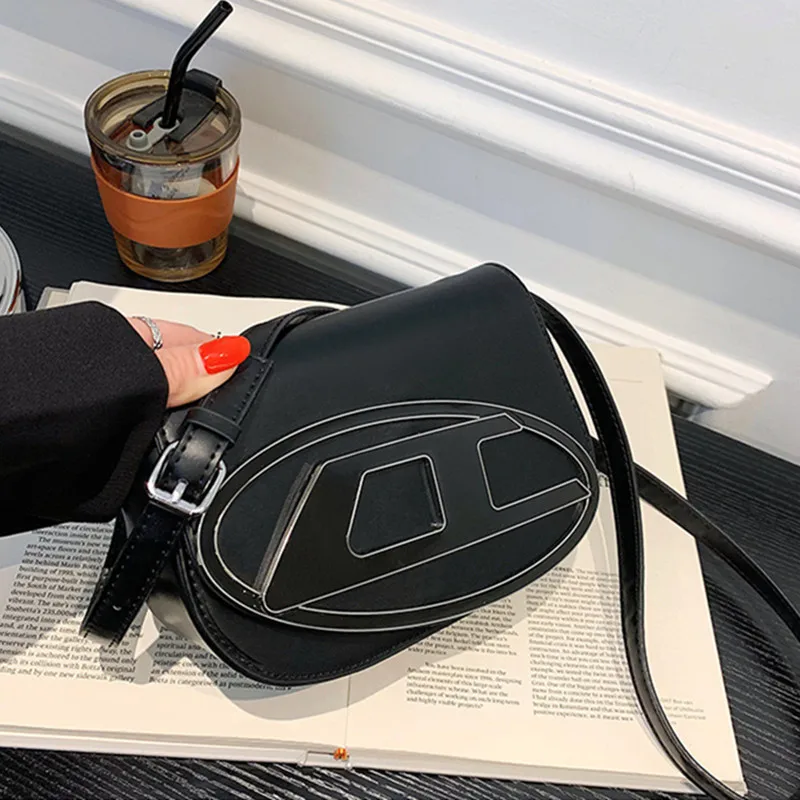 

Half Moon Fashion Women Shoulder Bags Simple Design Stylish Chic Underarm Bag 2022 New High Quality Tote Handbags Purse