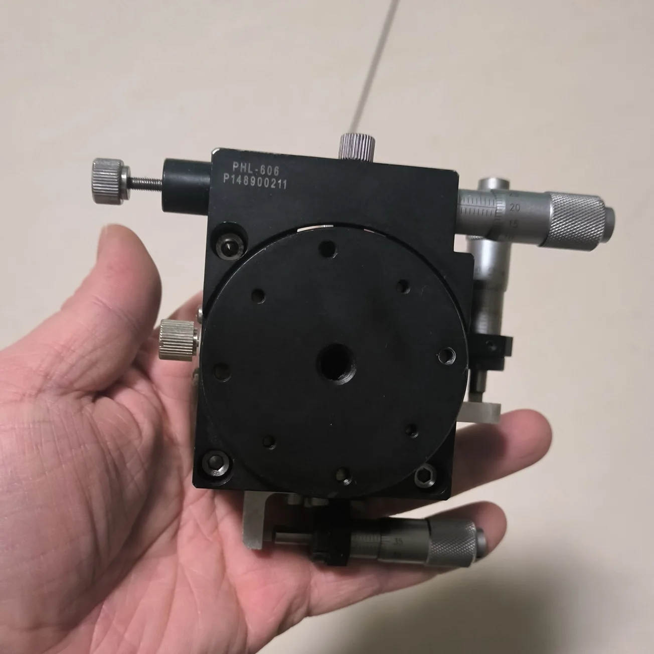 

Трехосевой механизм положения X-Y-R. Платформа точной настройки. Разборка и сборка.