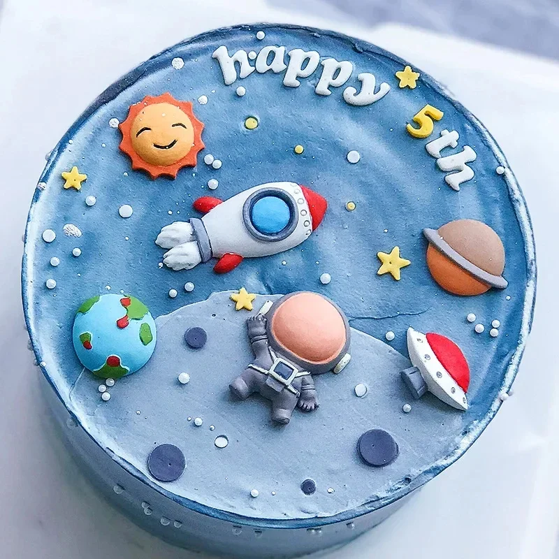 

Astronaut Cake Topper Outer Space Birthday Decoration Boy Astronaut Cake Decoration Planet UFO Party Tools Kids Baby Shower
