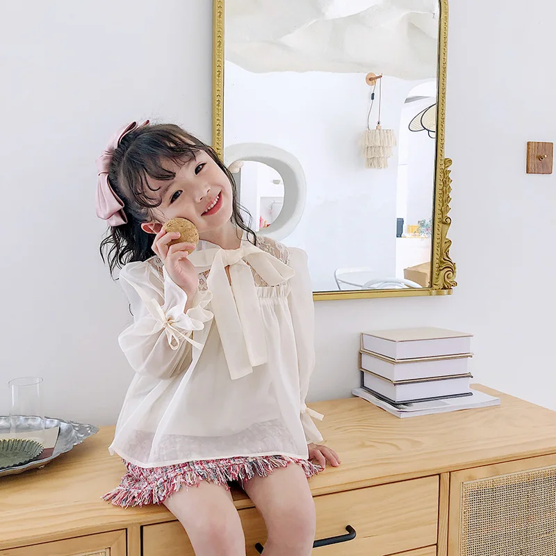 

Детская блузка с длинным рукавом, с кружевом и бантом