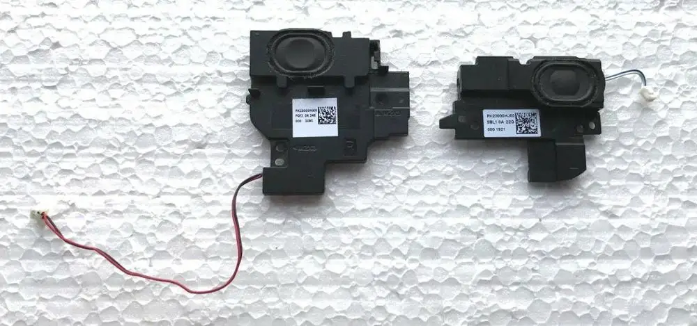 Б/у оригинальные динамики HP Folio 13-2000 левый и правый PK23000HG00 672353 -001 100% работает