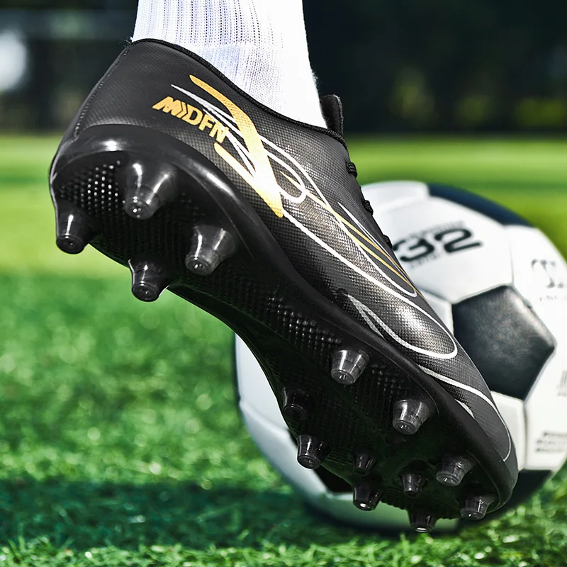 2022 New Football Shoes For Adults And Children Non-Slip Professional Training Football Shoes Grass Sports Football Shoes 32-45