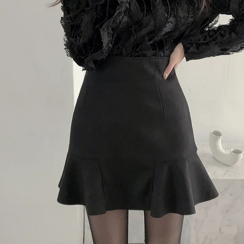 

2023 Skirts Women Spring Autumn Ruffles Slender A- line Mini Skirt Solid England Black Womens Korean Fashion Woman Clothing