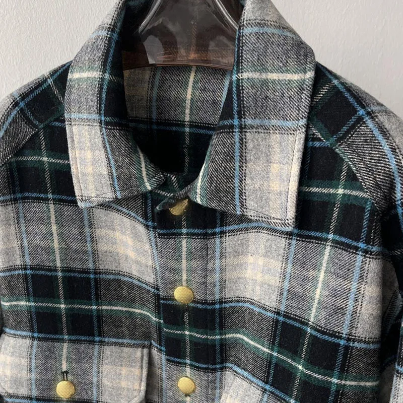 Рисунок 4 - Женская модельная винтажная шерстяная Блузка в клетку