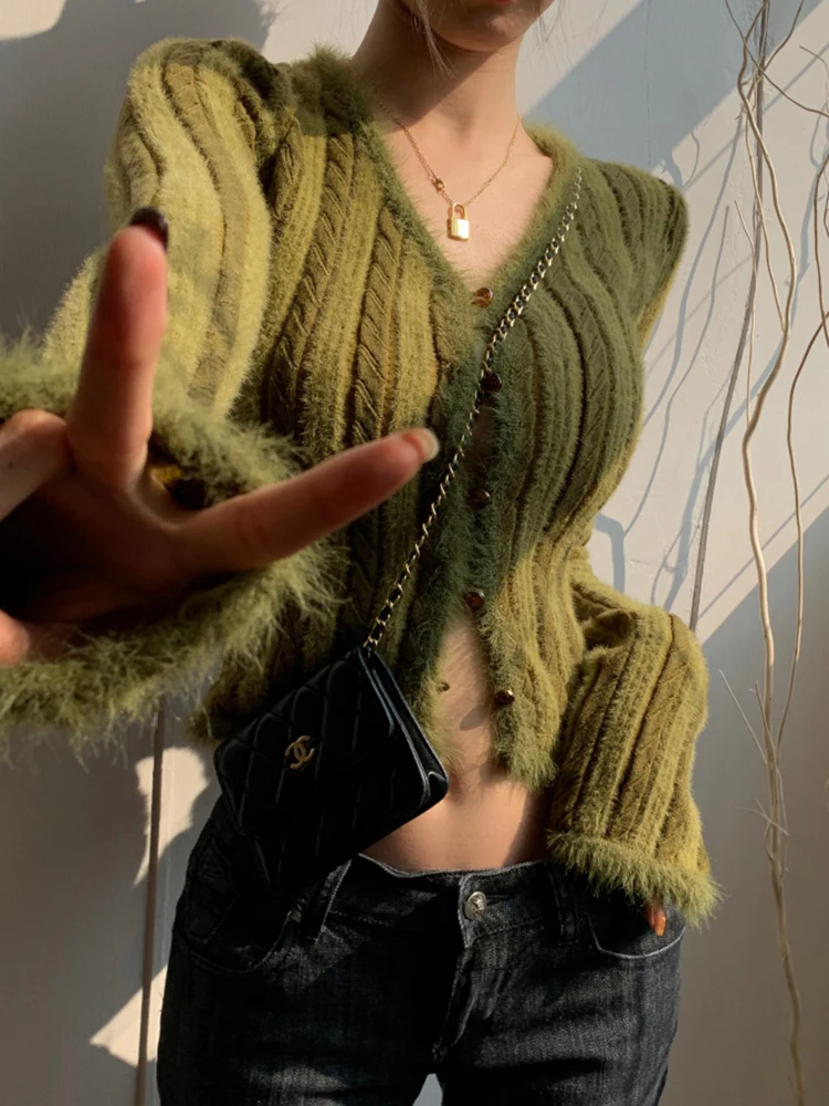 

Винтажный плюшевый вязаный свитер в полоску с V-образным вырезом, Женский облегающий кардиган, Осенний дизайнерский шикарный короткий топ д...