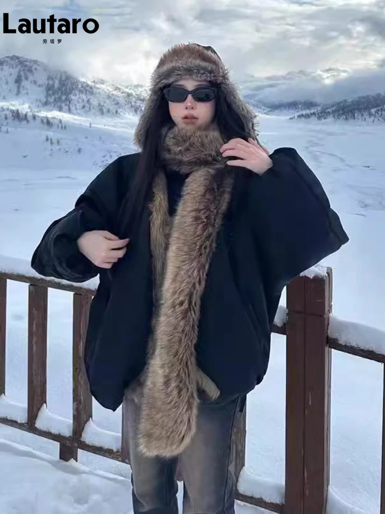 

Lautaro Autumn Winter Oversized Black Soft Thick Warm Hairy Reversible Faux Raccoon Dog Fur Coat Women Fluffy Jacket Parka 2023