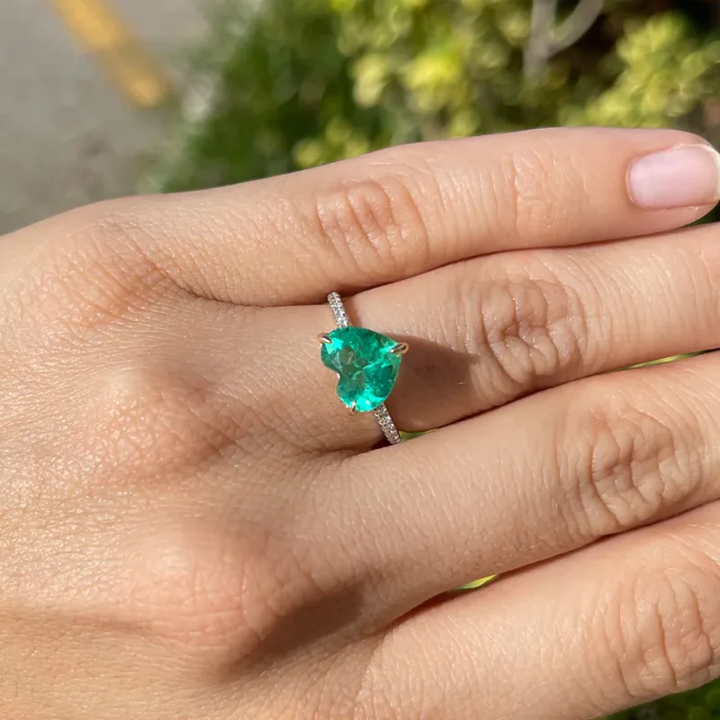 

Emerald Gems Ring Lab-created 2 Carat Heart Cut Vibrant Green 14K 18K Yellow & White Gold Engagement Wedding Gift