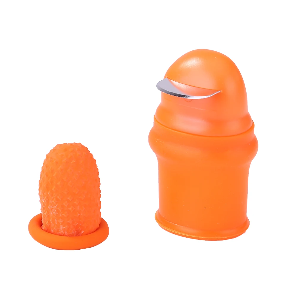 

90 Degree Thumb Cutter Finger Knife for Cutting Vegetable Agricultural