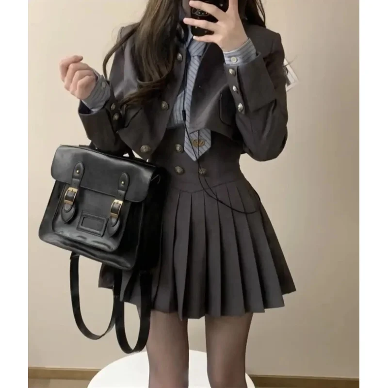 Весенний костюм 2024 в американском стиле преппи короткий для девочек пальто