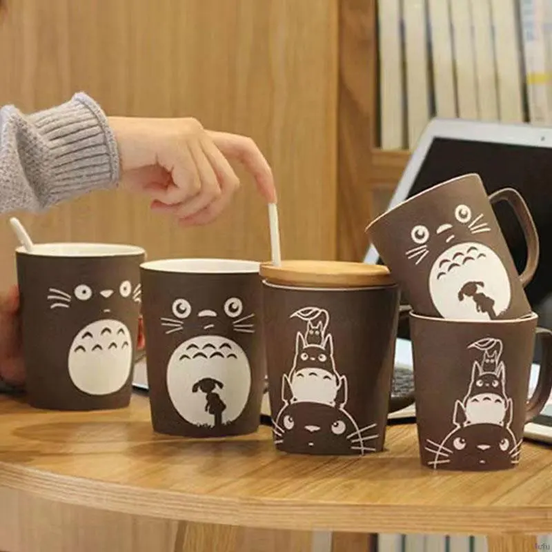 350 / 520ml seramik kupa karikatür Totoro büyük kapasiteli el yapımı kahve kapaklı kupa ve kaşık buzlu kupa okul öğretmen hediye