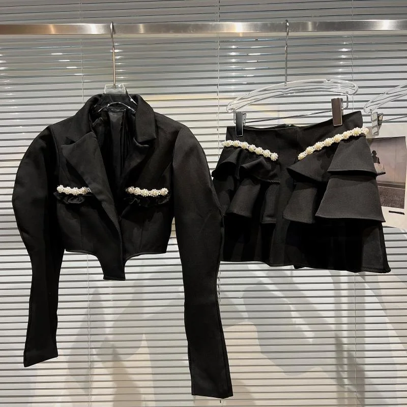 

Комплект одежды PREPOMP GD961, весенний короткий приталенный Блейзер с длинным рукавом, отложным воротником, жемчужинами и цепочкой, шорты с обор...