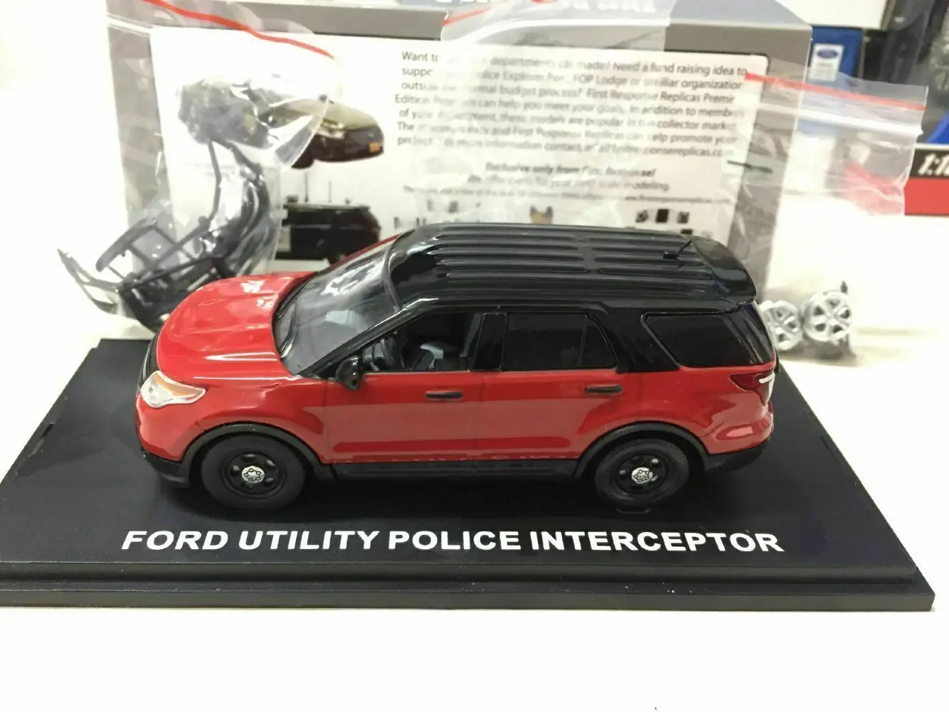 

First Response Replicas Ford Utility police Interceptor Red/Black 1/43 Scale Die-Cast Model Car