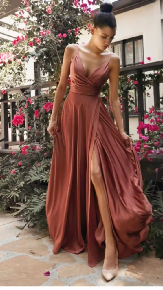 

Sexy V-neck spaghetti high slit evening dress pleated ball gown 2022