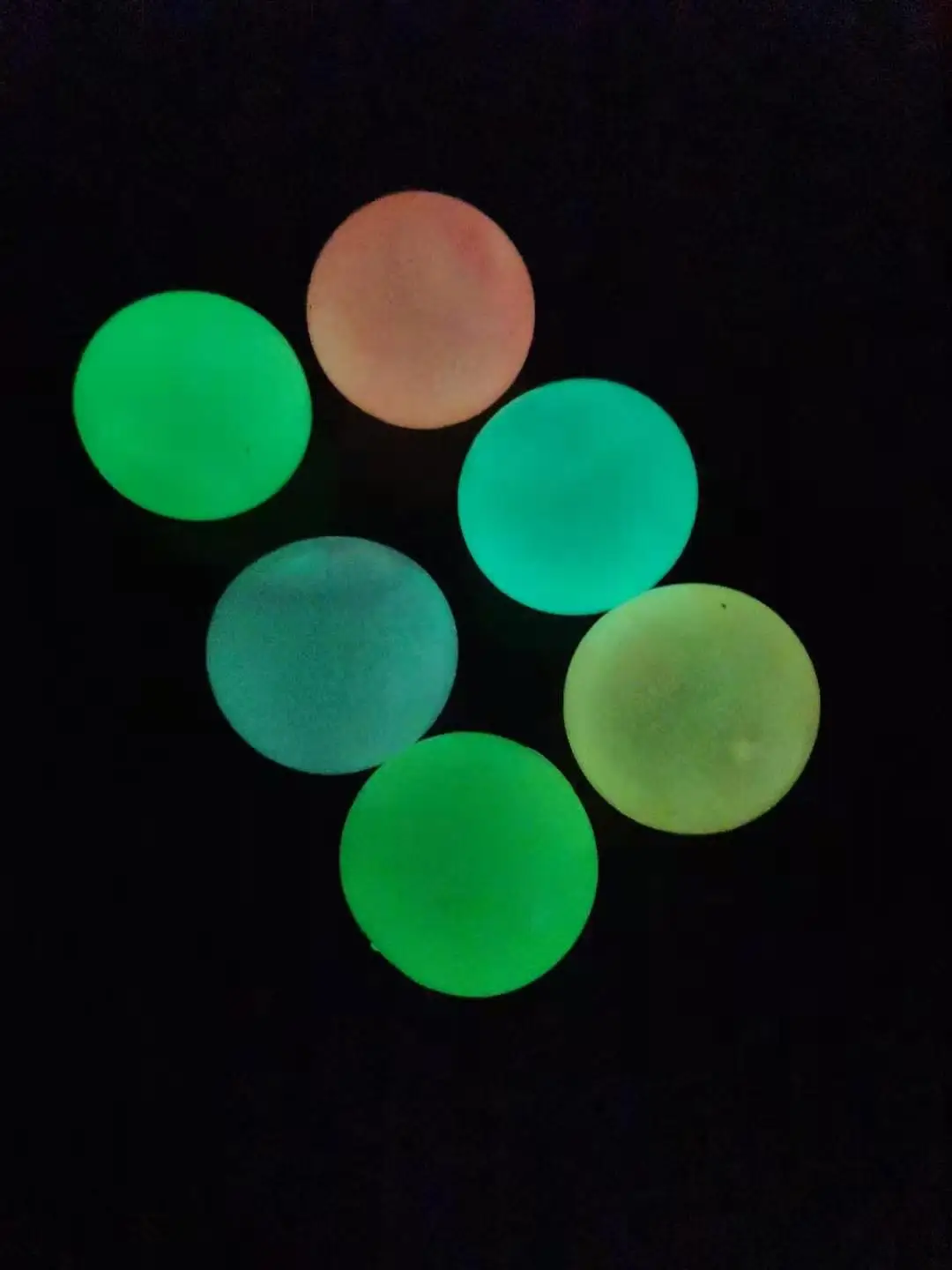 

Светящийся воздушный шар, липкий шарик для мишени, детская игрушка, липкий шарик, флуоресцентный светящийся шарик для вентиляции, присасыва...