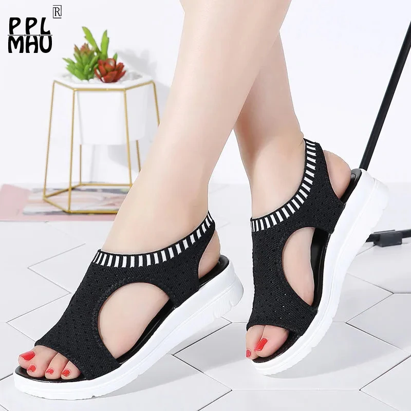 

Черные летние женские спортивные сандалии без застежек с открытым носком