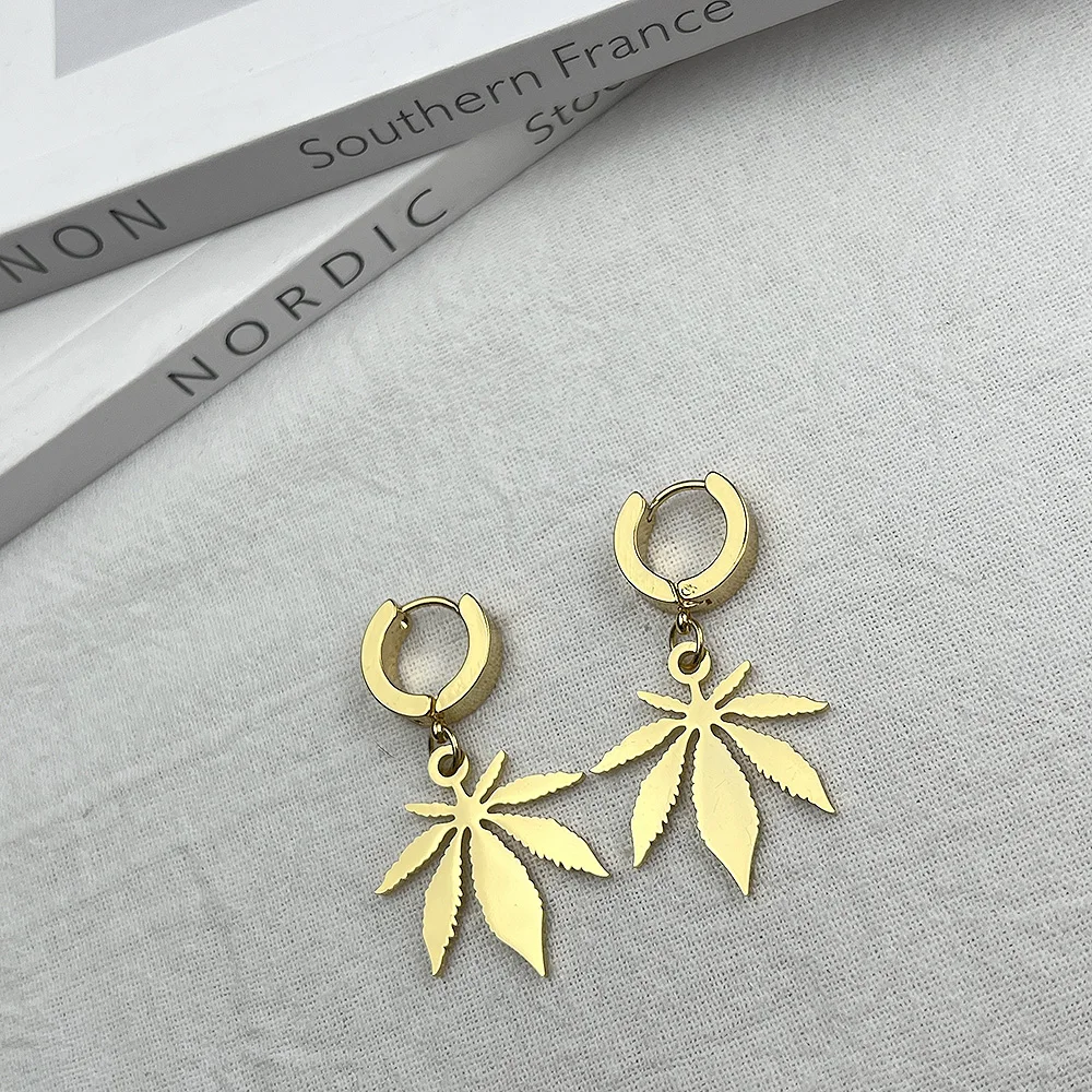 

Golden Maple Leaves Ear Rings Womens Stainless Steel Luxury Design Leaf Charms Ear Studs for Female Party Earrings Jewelry Gift