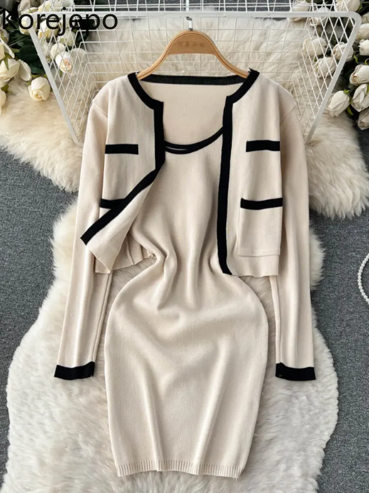 

Женский комплект из двух предметов, вязаный кардиган контрастной расцветки, платье-шаль, Осень-зима 2022